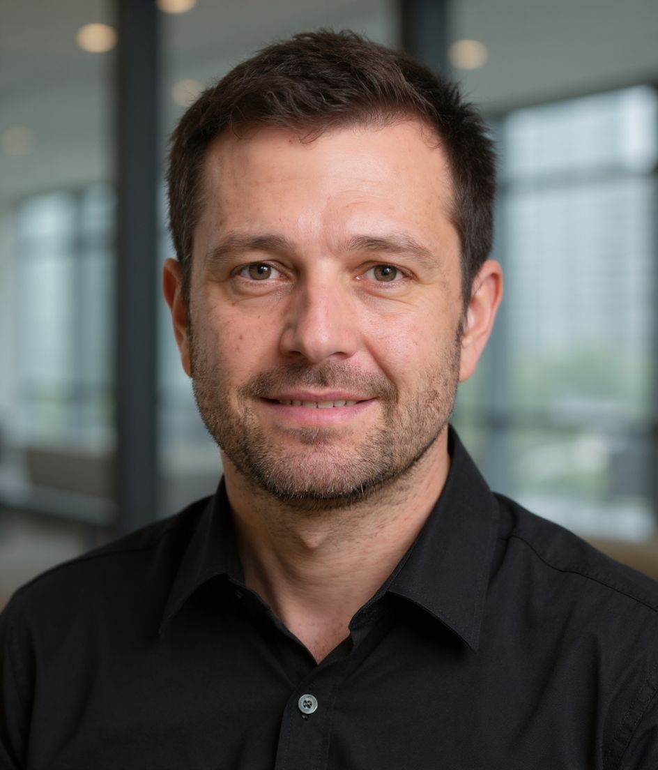 Analyst — AI headshot example